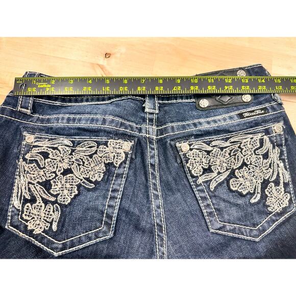 Miss Me Jeans Cuffed Denim Capri Size 29 JP5668P Bling Feathering - Picture 8 of 9